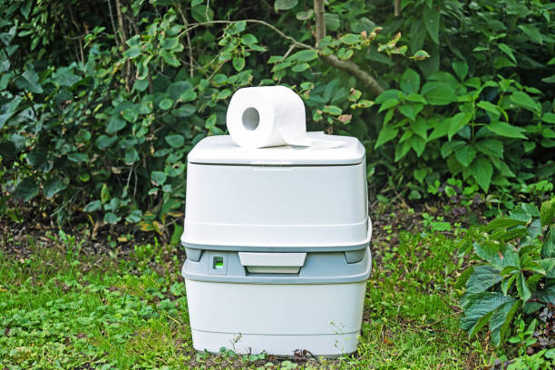 Best Portable toilet rental cost  in Oakfield, WI